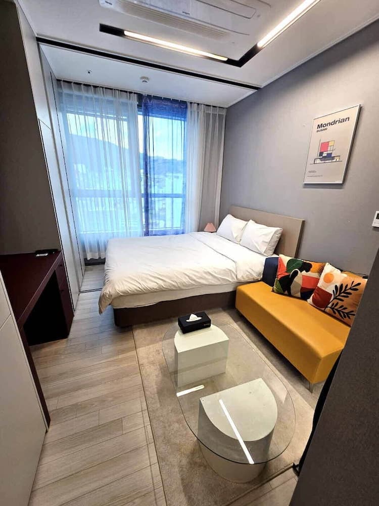 Raviens TheBayment Nampo, Busan, photo 2