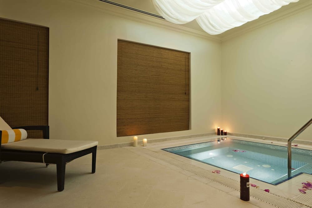 Magnum Hotel & Suites West Bay, Doha, photo 3