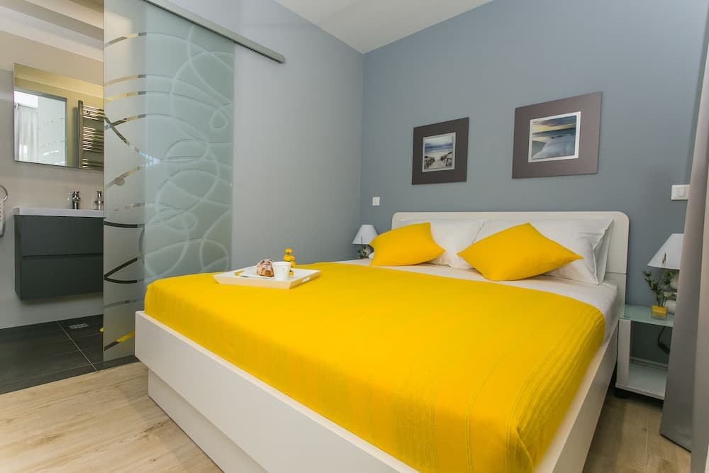 Luxury  Apartments Giovanni with  pool, Trogir, photo 2