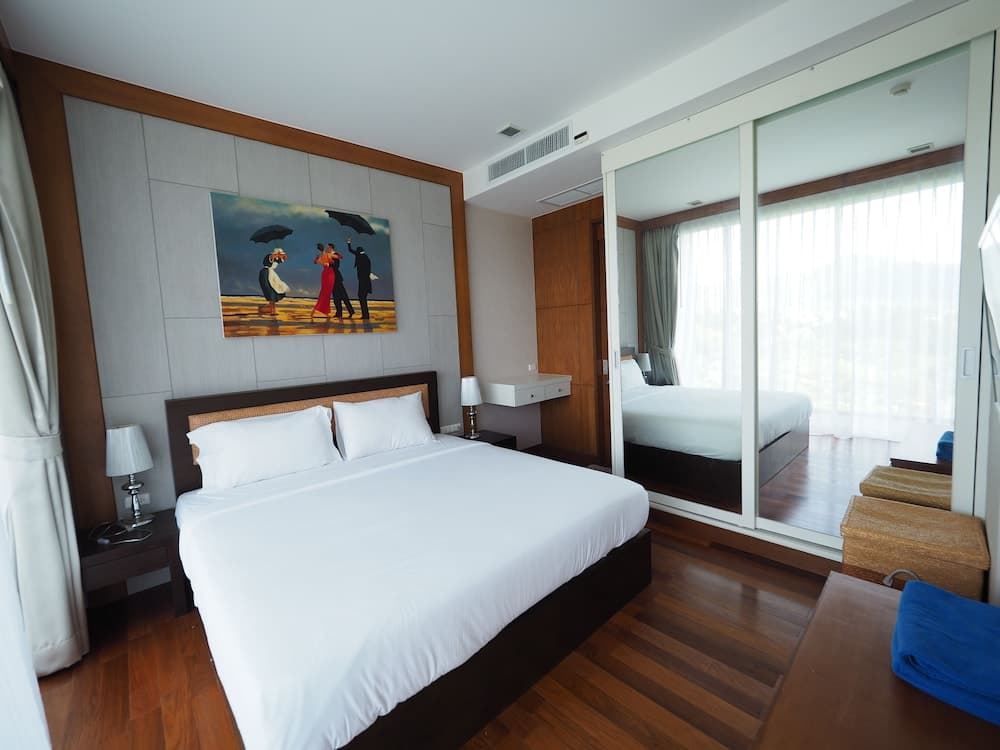 Q Conzept Condominium, Karon, photo 6