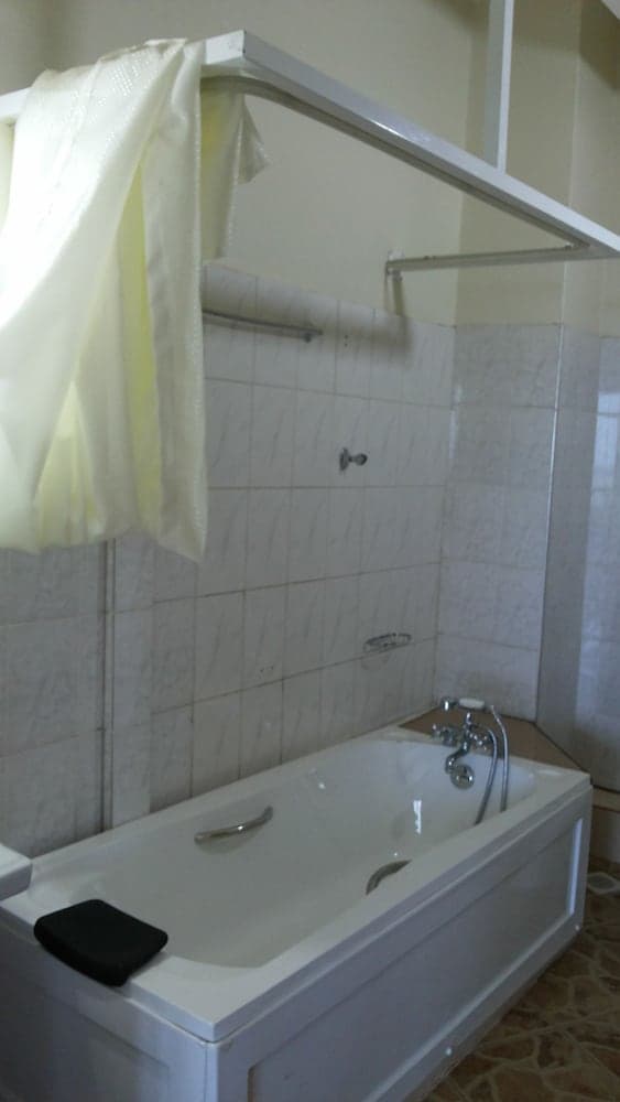 Hotel Com Apartment, Entebbe, photo 2
