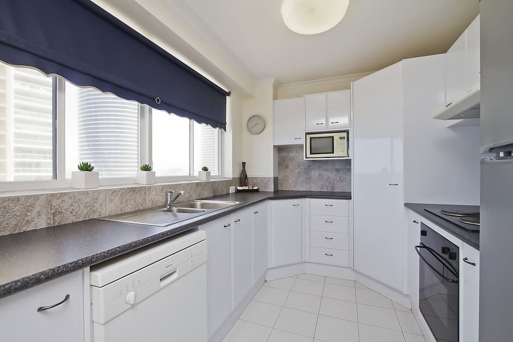 South Pacific Plaza, Broadbeach, photo 4