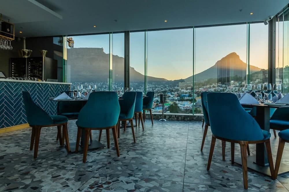 Mirage - WHosting, Cape Town, photo 2