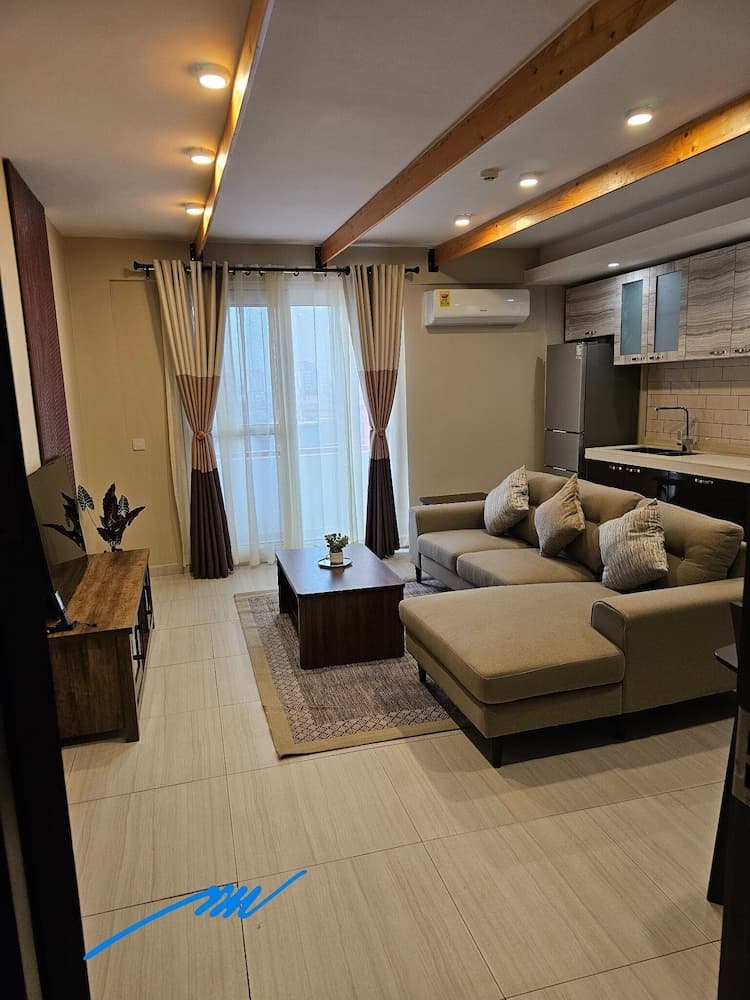 MANSAH PLUS, Accra, photo 6