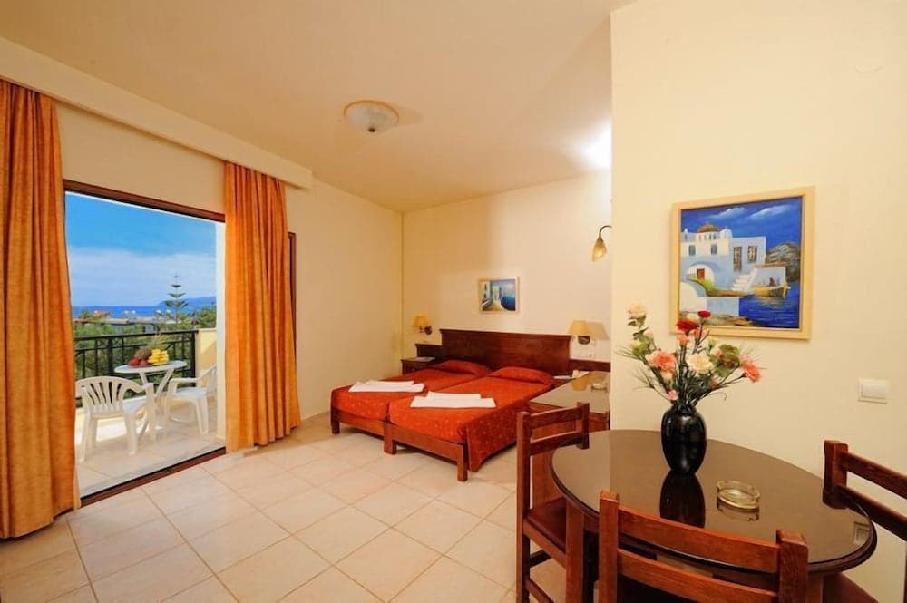Maria Lambis Apartments, Hersonissos, photo 3