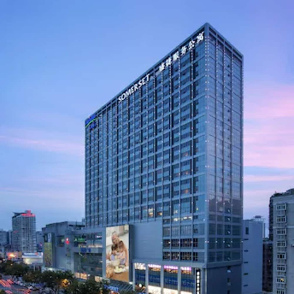 Somerset Wusheng Wuhan, Wuhan
