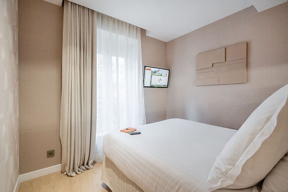 Hotel room at Yuna Les Halles - Serviced Apartments
