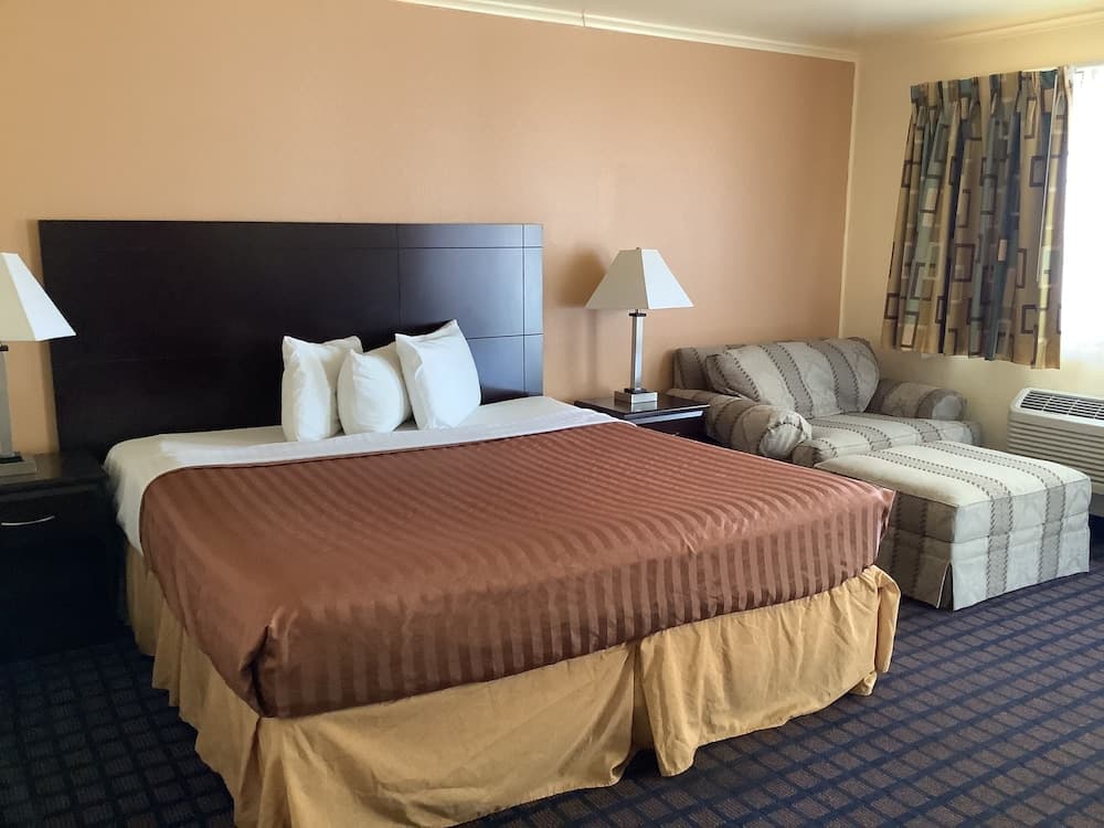 Silver Spur Vintage Inn & Suites, Dodge City, photo 3