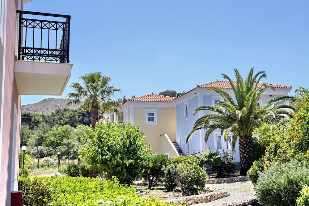 Panselinos Hotel, Lesvos
