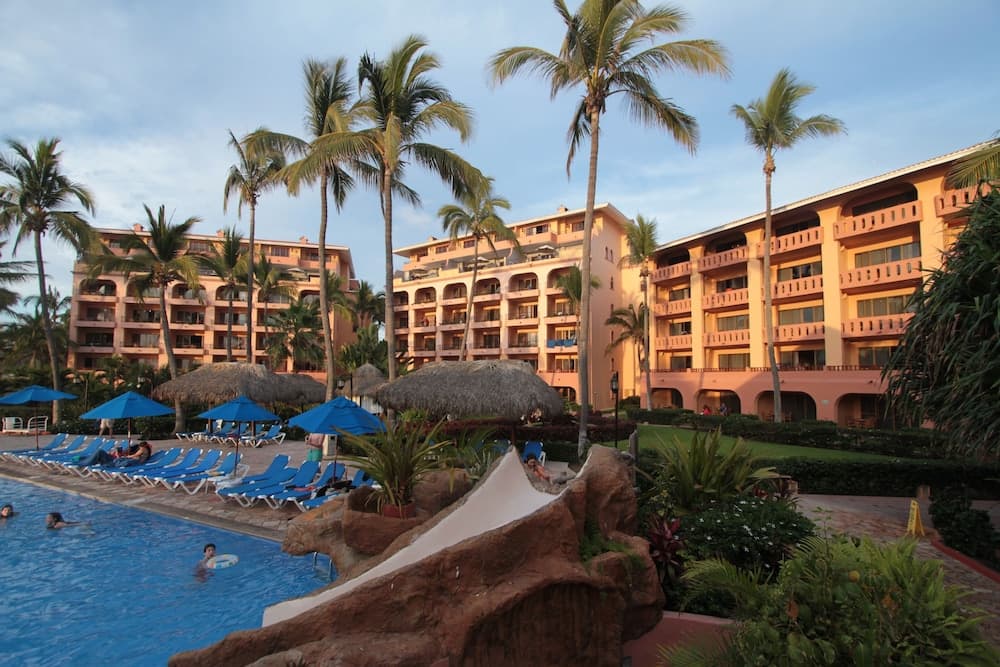 Torres Mazatlan, Mazatlán