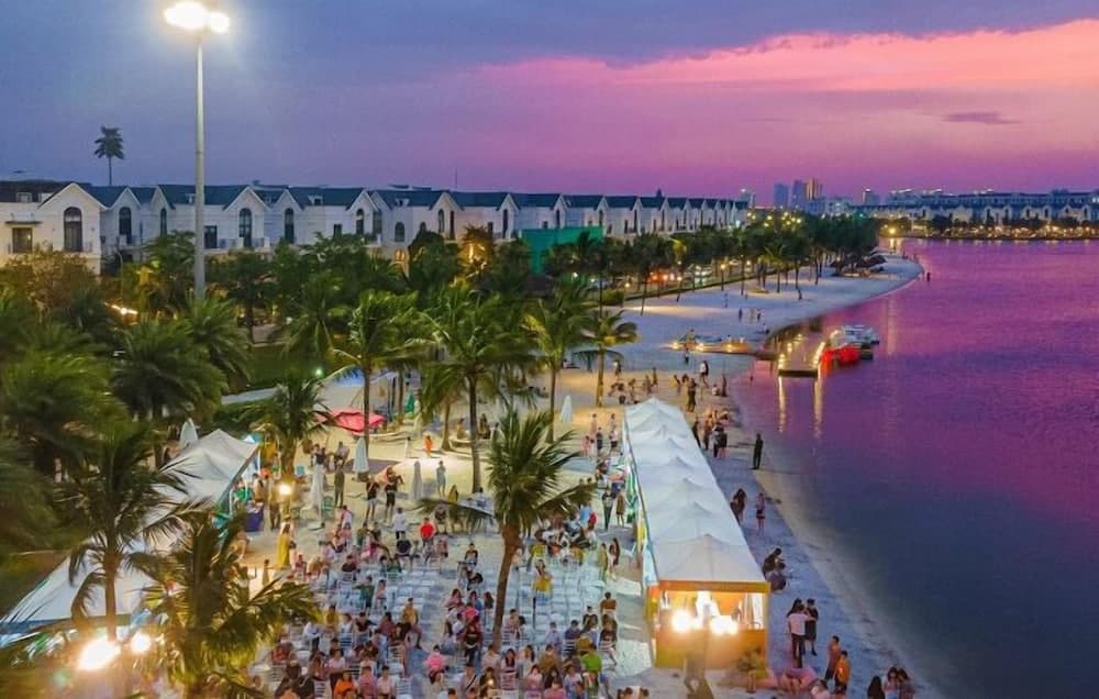 HoaNhi Vinhomes Ocean Park - HN, Hanoi