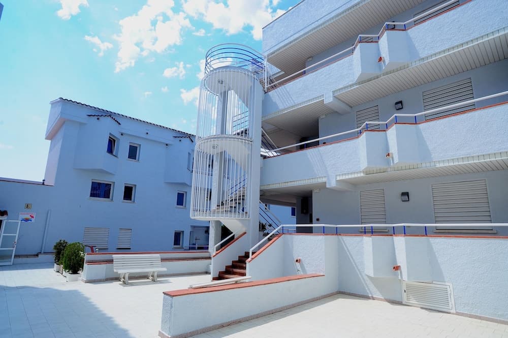 Apartamentos Maurici Park, Castello d'Empuries