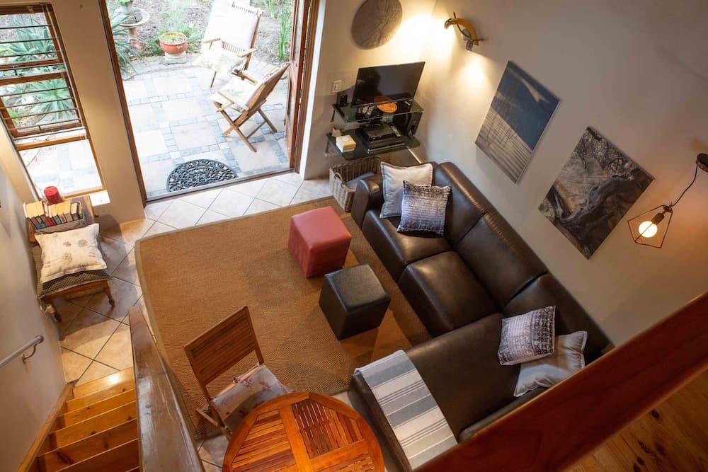 Theebos Anneline's Self Catering Apartments, Cape Town, photo 6