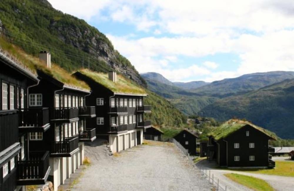 Røldalsterrassen, Ullensvang
