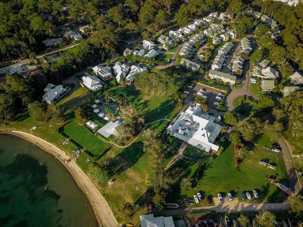 Raffertys Resort, Cams Wharf