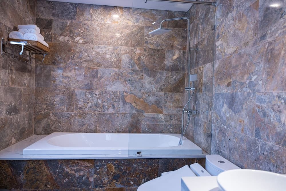 Ruby Luxury Apartment Van Phuc, Hanoi, photo 3
