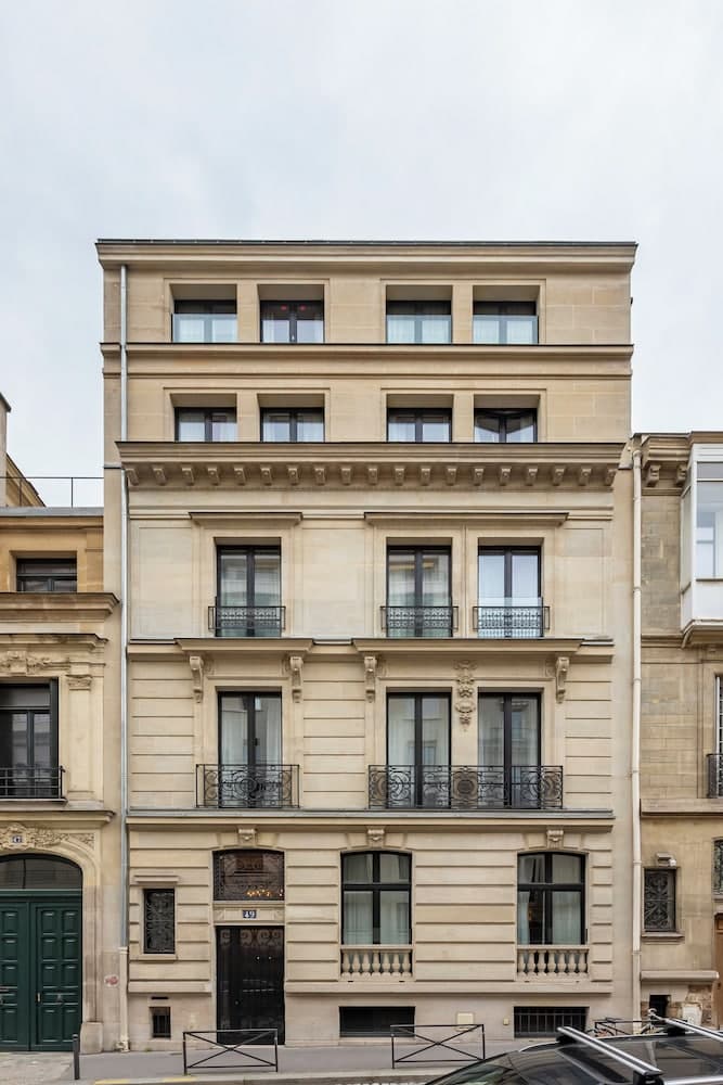 Building at Maison Boissière Barnes Residences