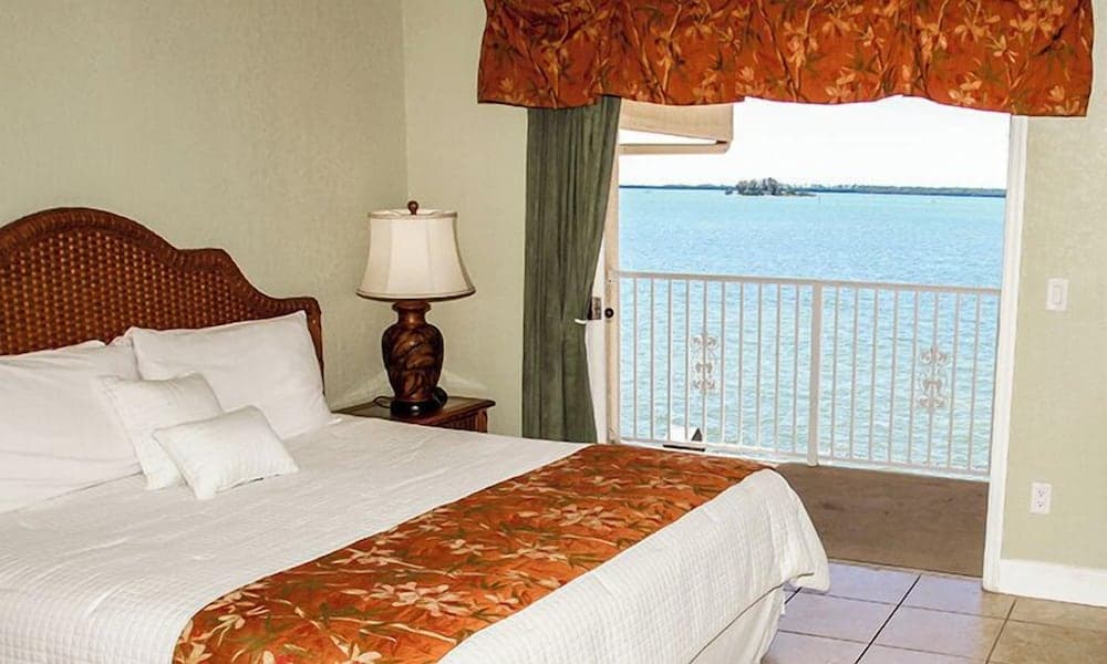 Beso Del Sol Resort, Dunedin, photo 3