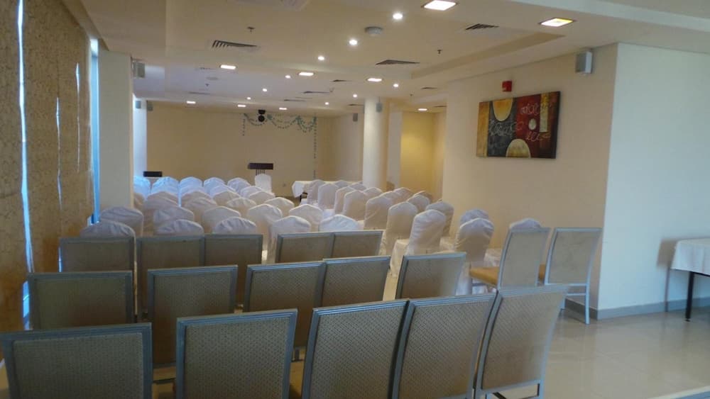 Xclusive Maples Hotel Apartment, Dubai, photo 5