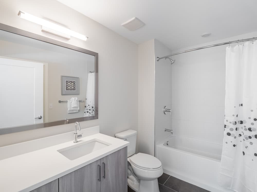 Global Luxury Suites at Bethesda Metro, Bethesda, photo 3