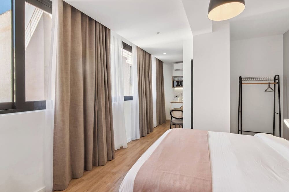 Limehome Piraeus Olive, Piraeus, photo 4