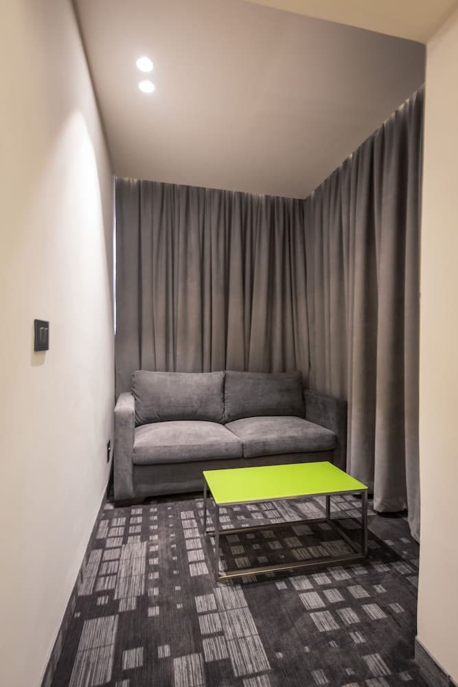 Studio 44, Beirut, photo 2
