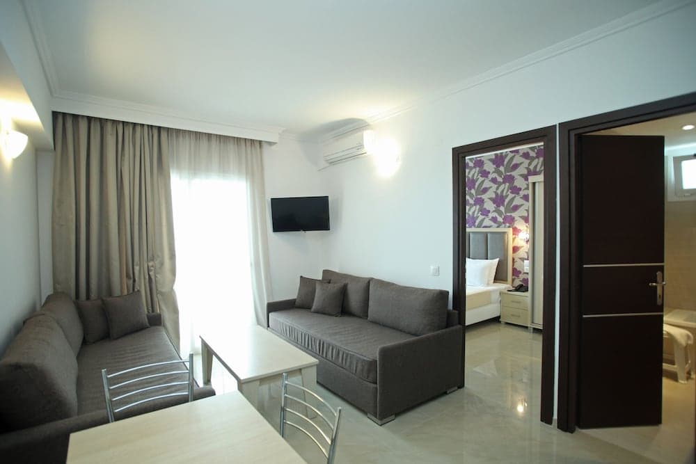 Naias Beach Hotel, Kassandra, photo 6