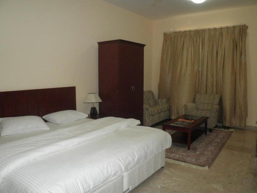 Hamasa Plaza Hotel and Apartments, Al Buraymi, photo 2