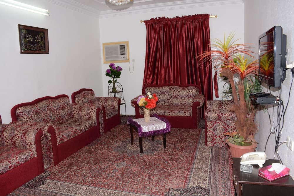 Al Eairy Furnished apt Al Madinah 1, Madinah, photo 5