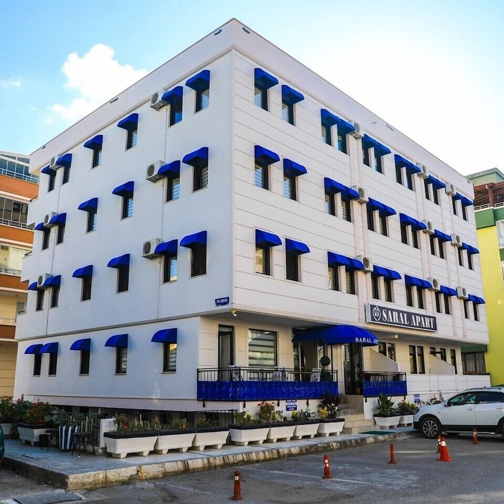 Saral Apart, Atakum