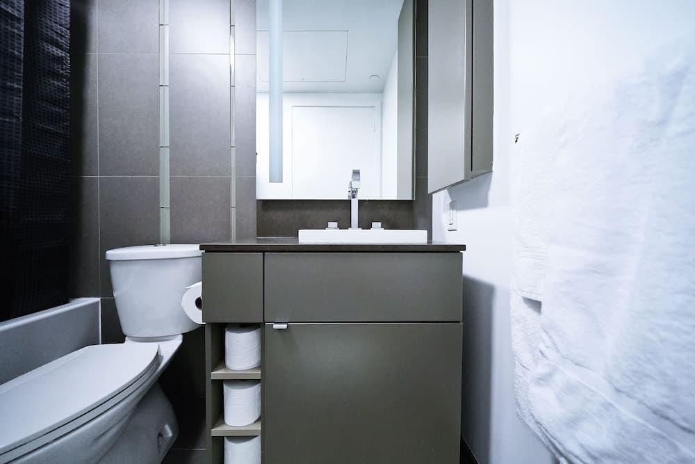 The Reve Suite, Toronto, photo 2