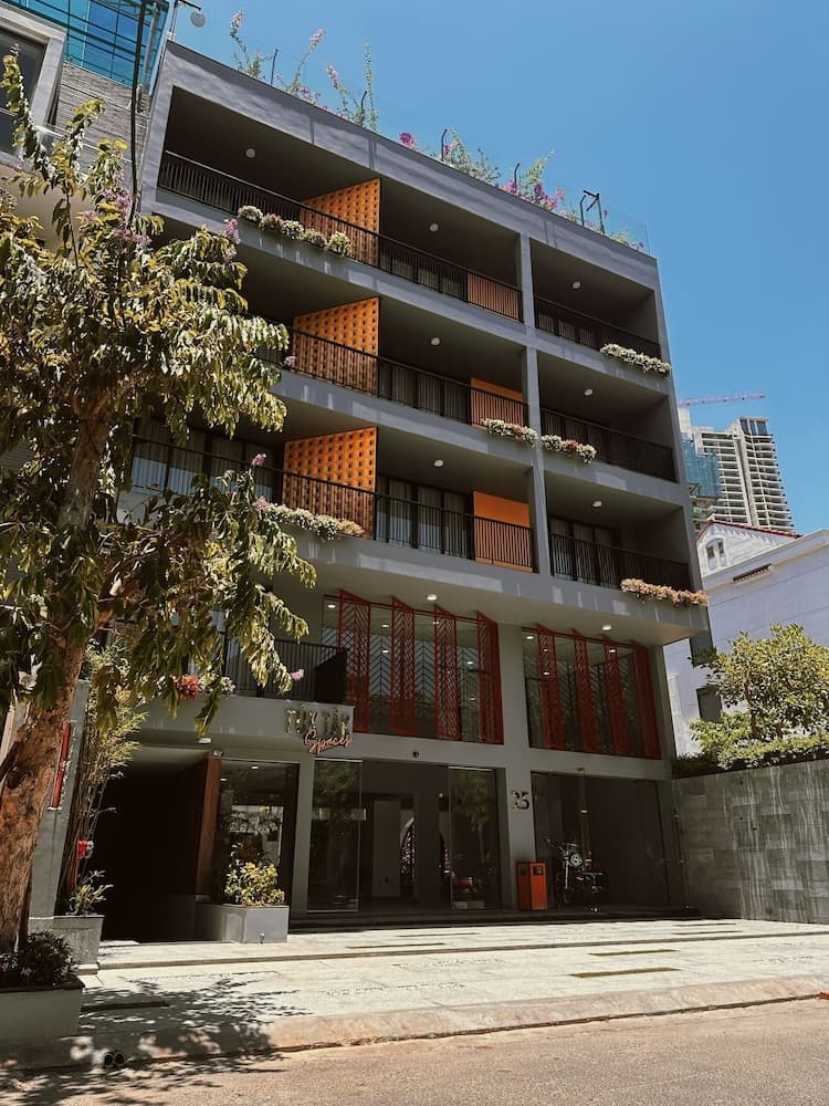 Building at TUK TAK SPACES