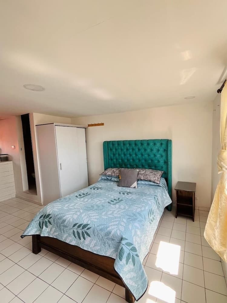 Apartaestudios San Cayetano, Cali