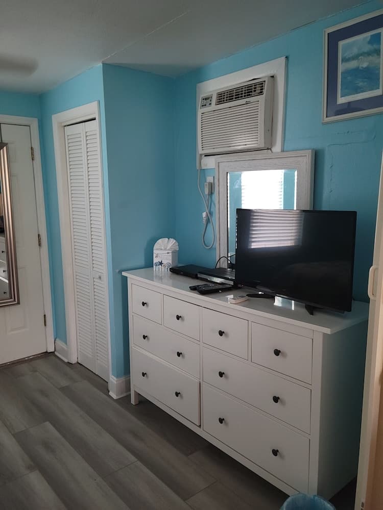 Island's End Resort, St. Pete Beach, photo 2