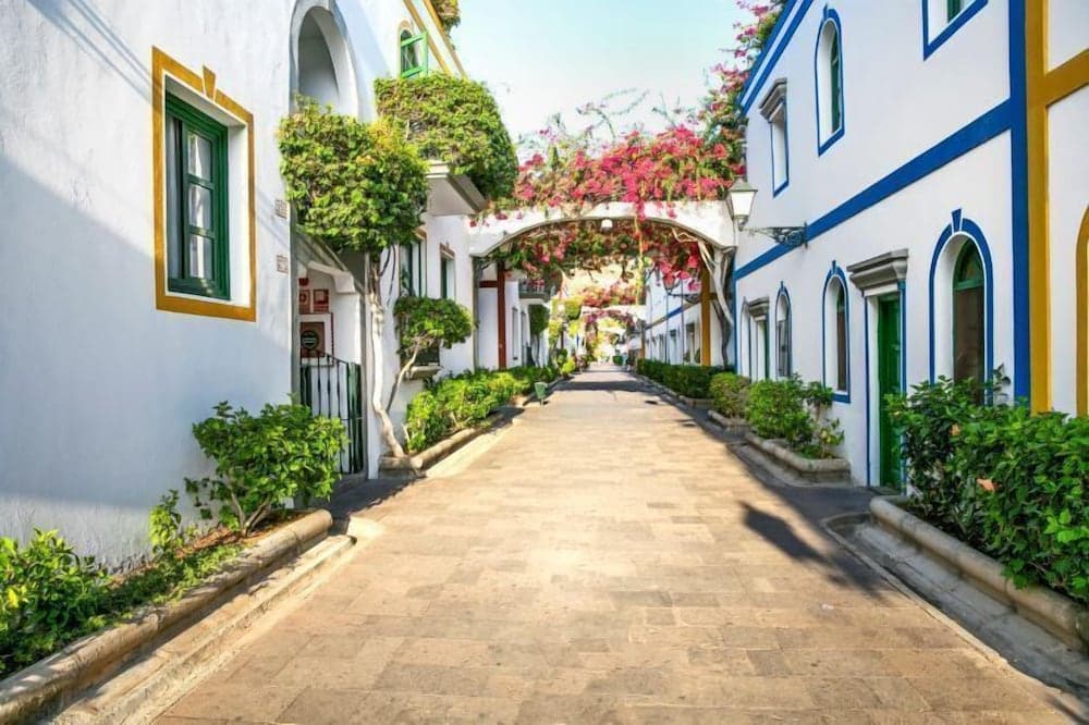 Billy's Puerto de Mogán Apartments by LIVVO, Mogan