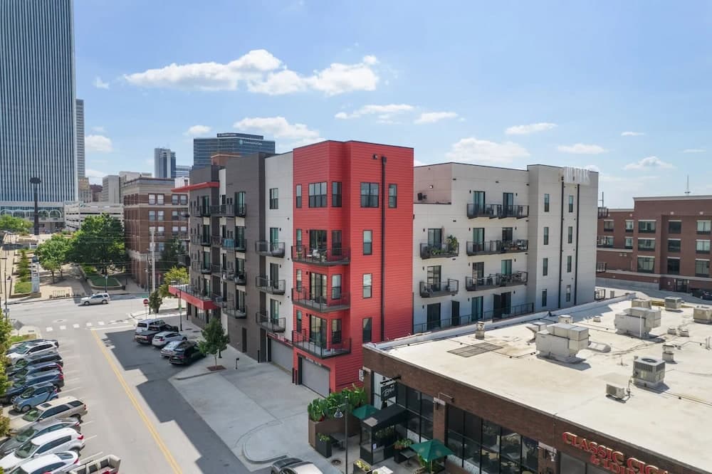 Arts District Apartments By Landing, Tulsa, photo 2