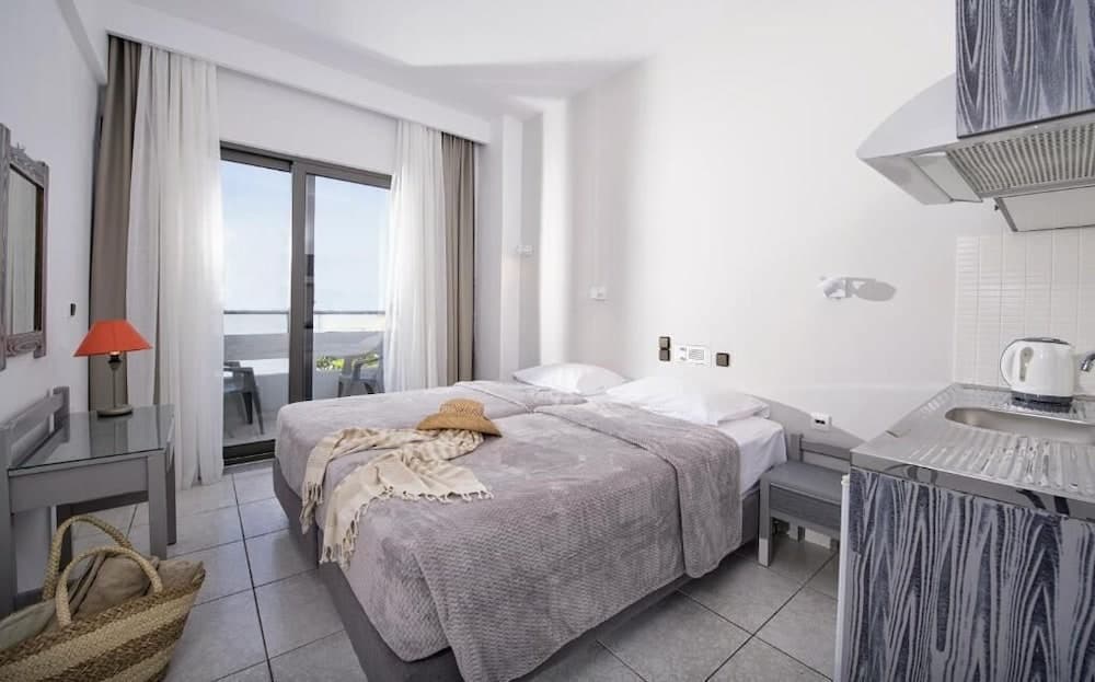 HERMES HOTEL MALIA, Malia, photo 3