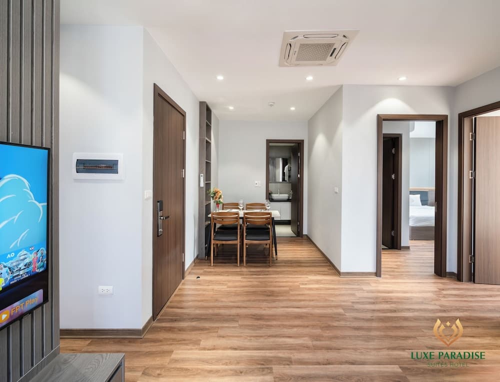 Luxe Paradise Suites Hotel  To Ngoc Van, Hanoi, photo 5