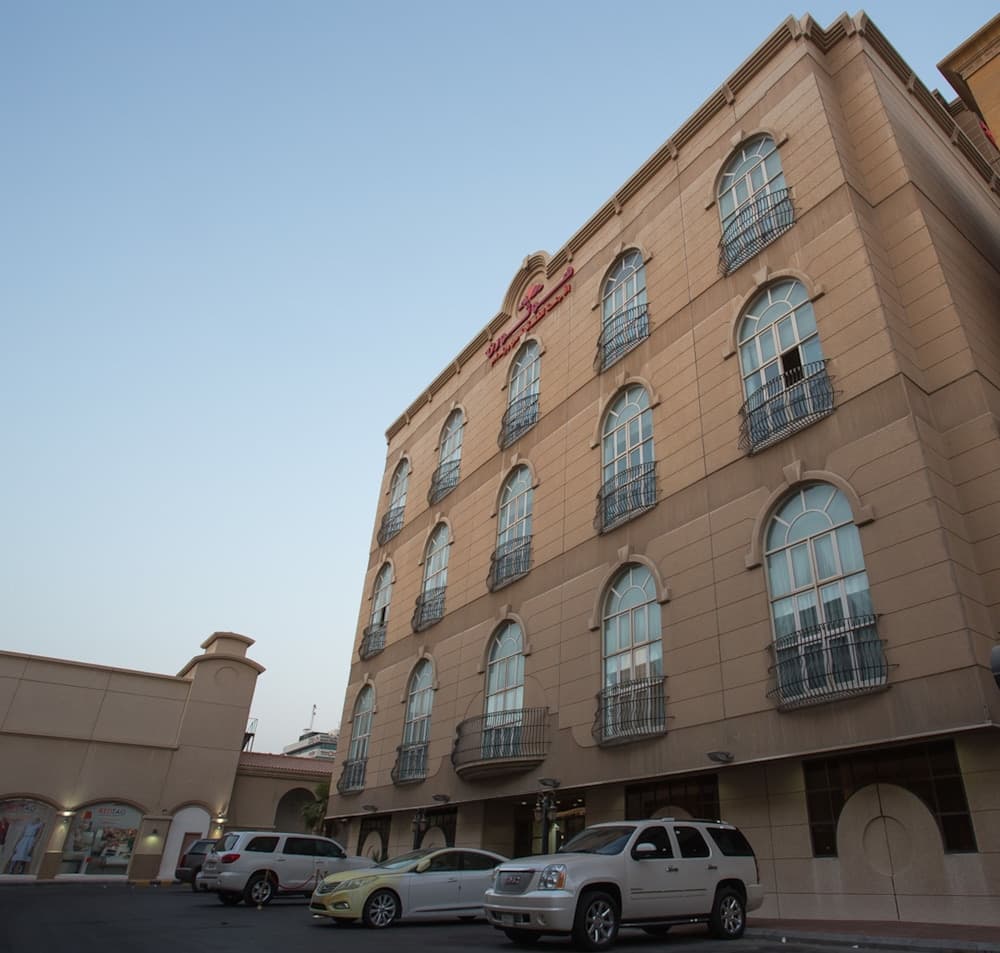 Hawthorn Suites by Wyndham Al Khobar, Al Khobar, photo 2