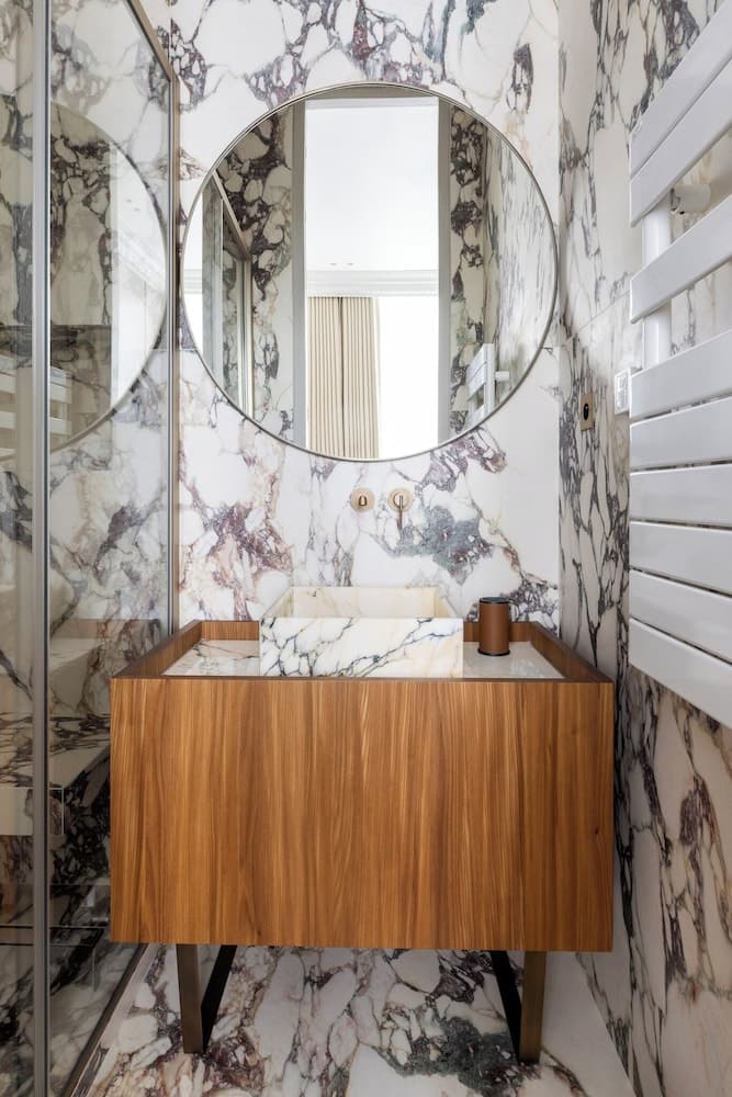 Bathroom at HIGHSTAY - Luxury Serviced Apartments - Le Marais