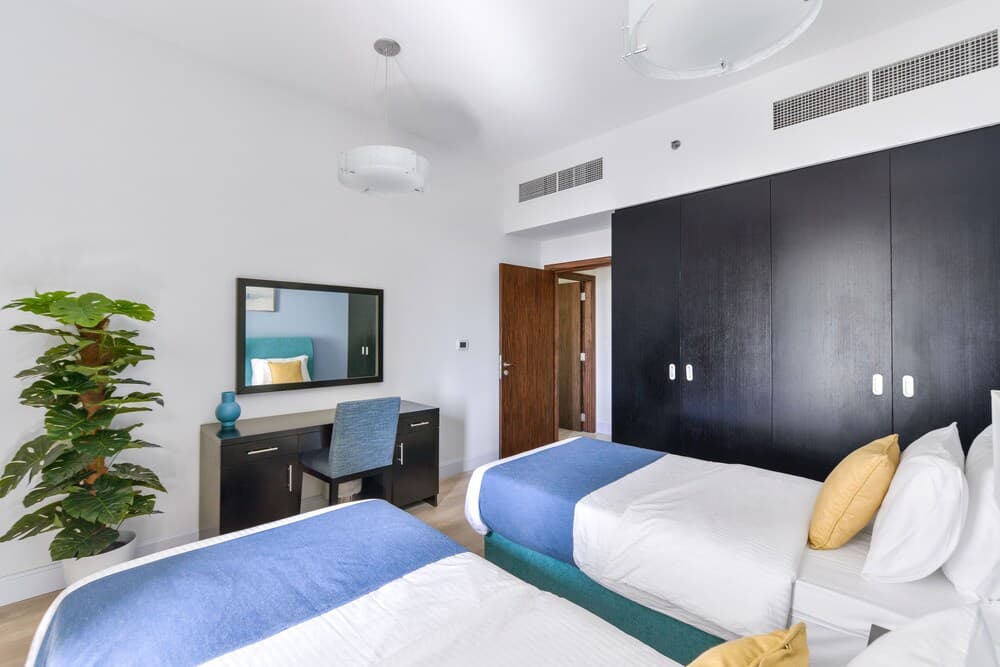 Luxury JBR Shams - Sea or Marina View - Free Beach Resorts Access!, Dubai, photo 2
