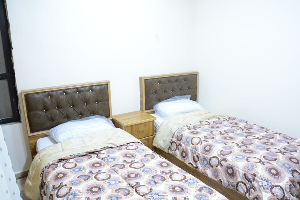 Jasmine leaves hotel apartment, Amman, photo 4