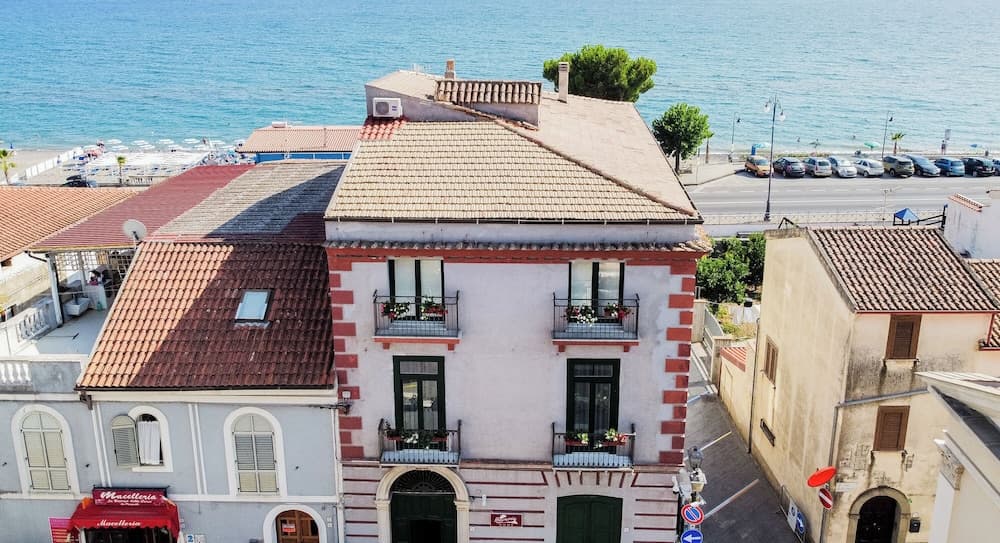 Harmonia home, Capitello, photo 5