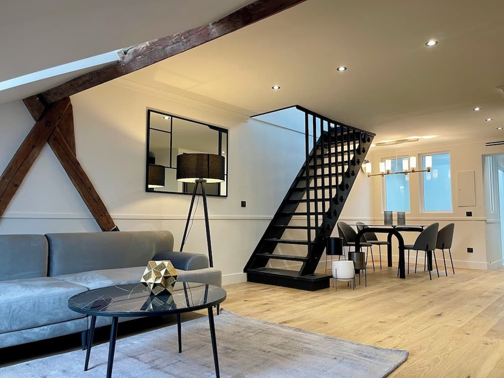 Alfred Suites, Dijon
