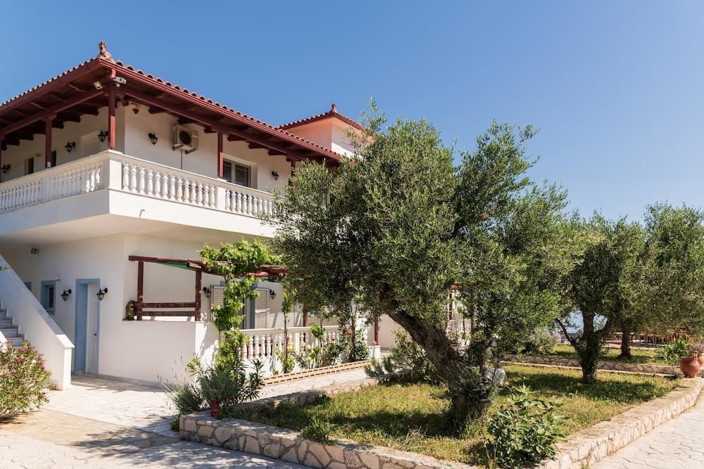 Mikro Nisi Studios & Apartments, Zakynthos, photo 5