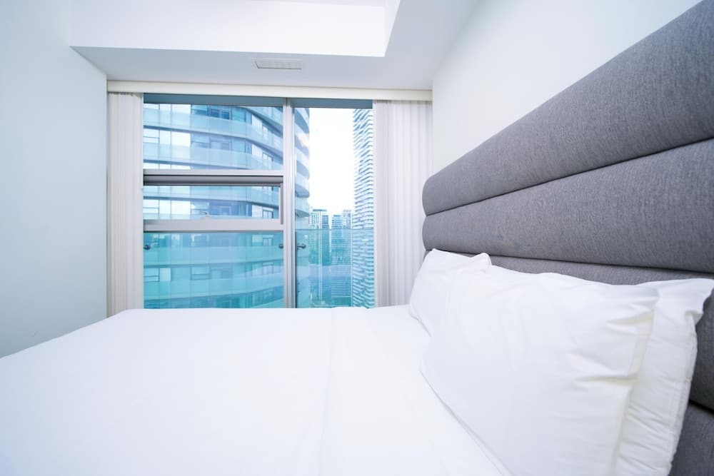 Rivetstays - The Studios, Toronto