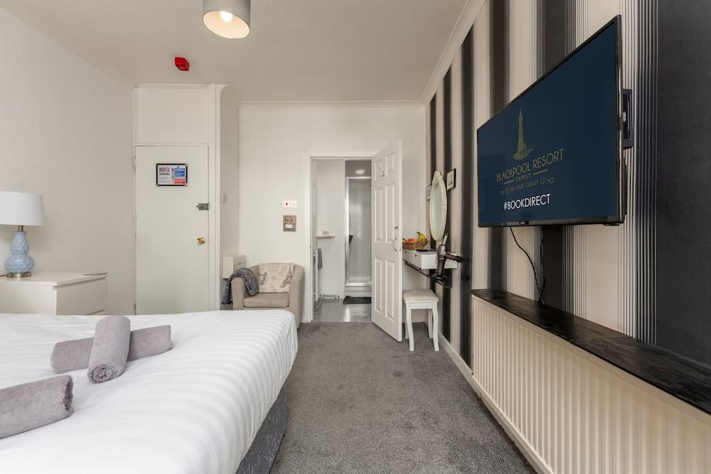 Reads Court Holiday Apartments, Blackpool, photo 6