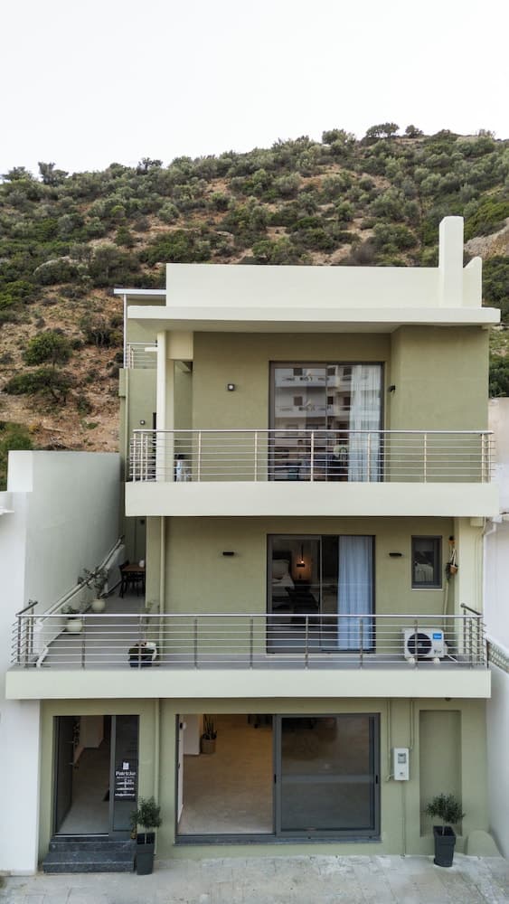 Patric.ko, Rethymno