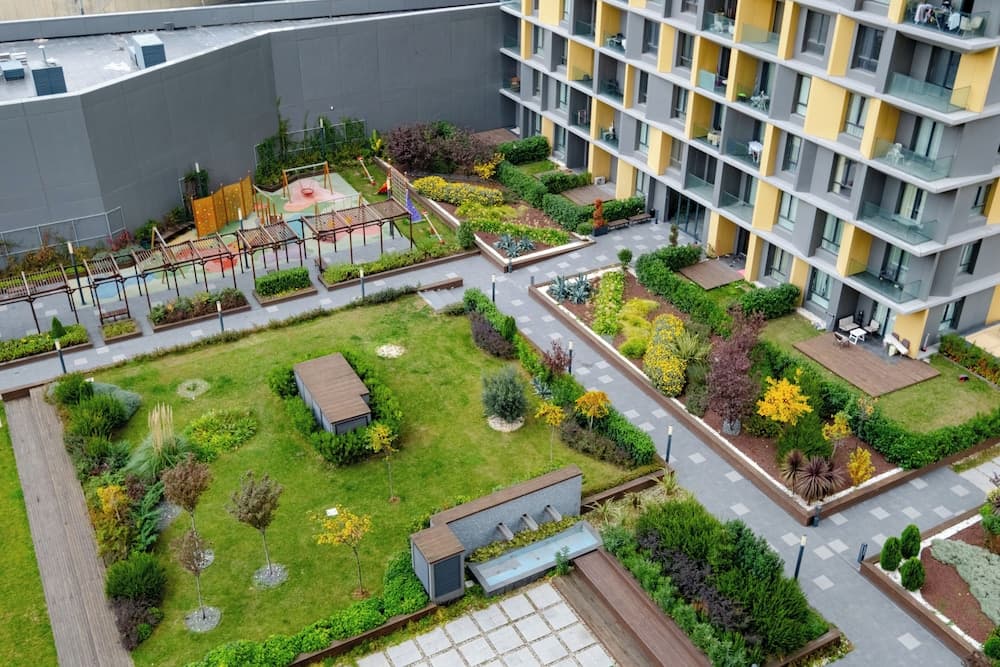 lUX RESIDENCE IN HIGH FLOOR, Istanbul