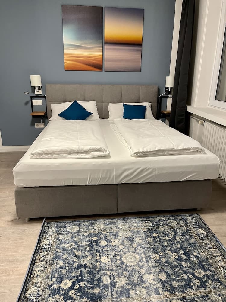 Hotel room at Aparthotel Neumünster City